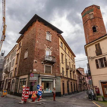 Apartment Torre Quartero 4 Pax Wi-fi Asti